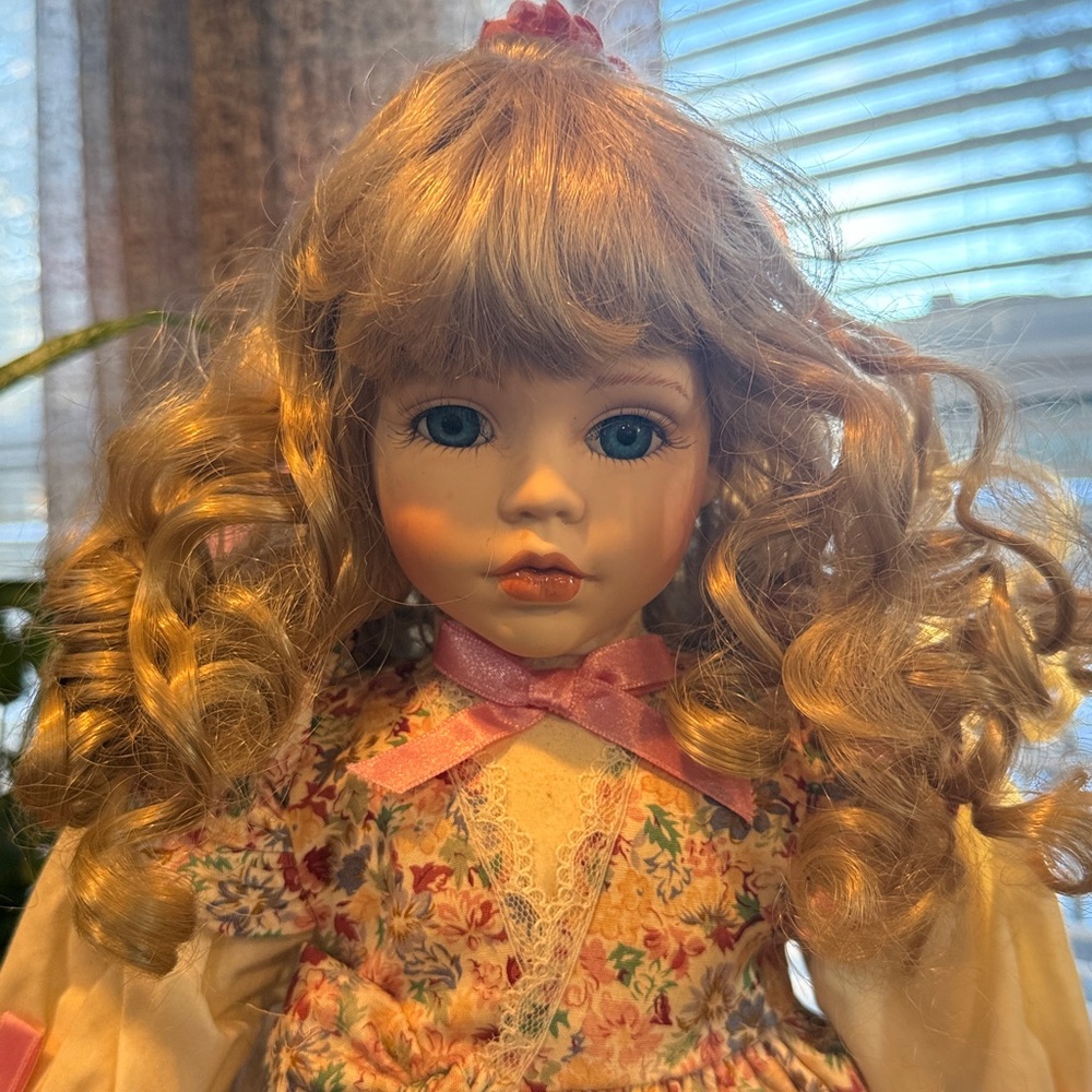 Vintage 19 inch Porcelain Doll with Stand - Picture 3 of 8